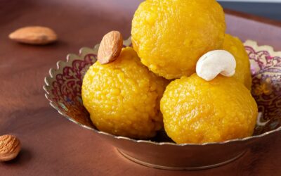 Ayurvedische Süßigkeit: Laddus (mit Rezept)